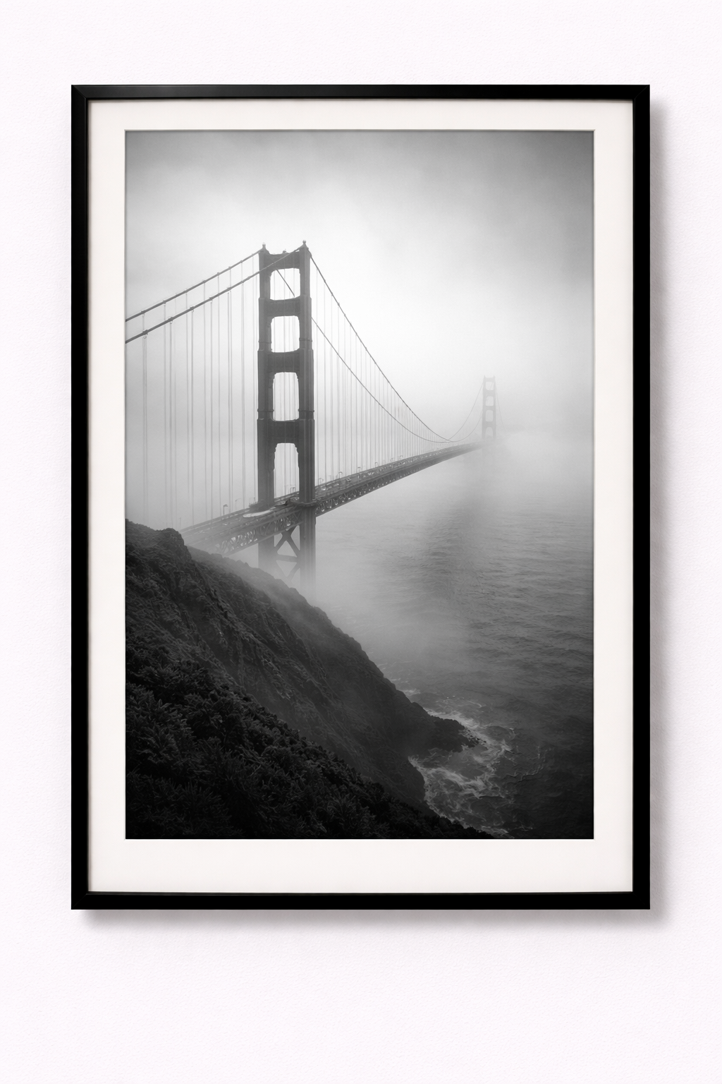 schwarz/weiß Poster Golden Gate Bridge im Nebel mit Rahmen – ästhetische Wanddeko